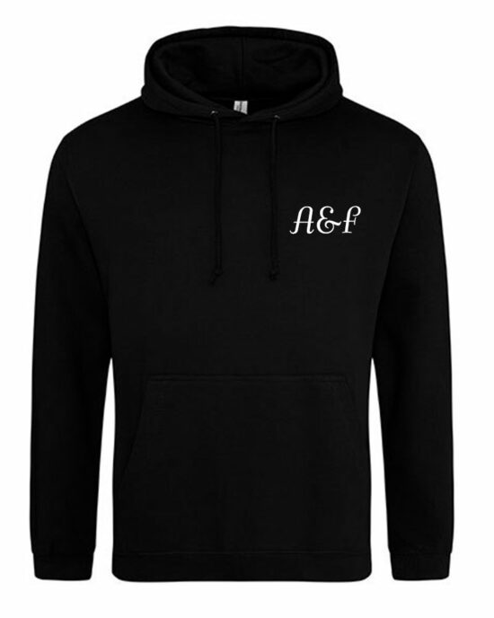 Personalisierter Hoodie mit Initialen Bestickung